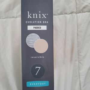 Size 7 Nude/gray reversible Knix Evolution Padded Everyday Bra New in Box!